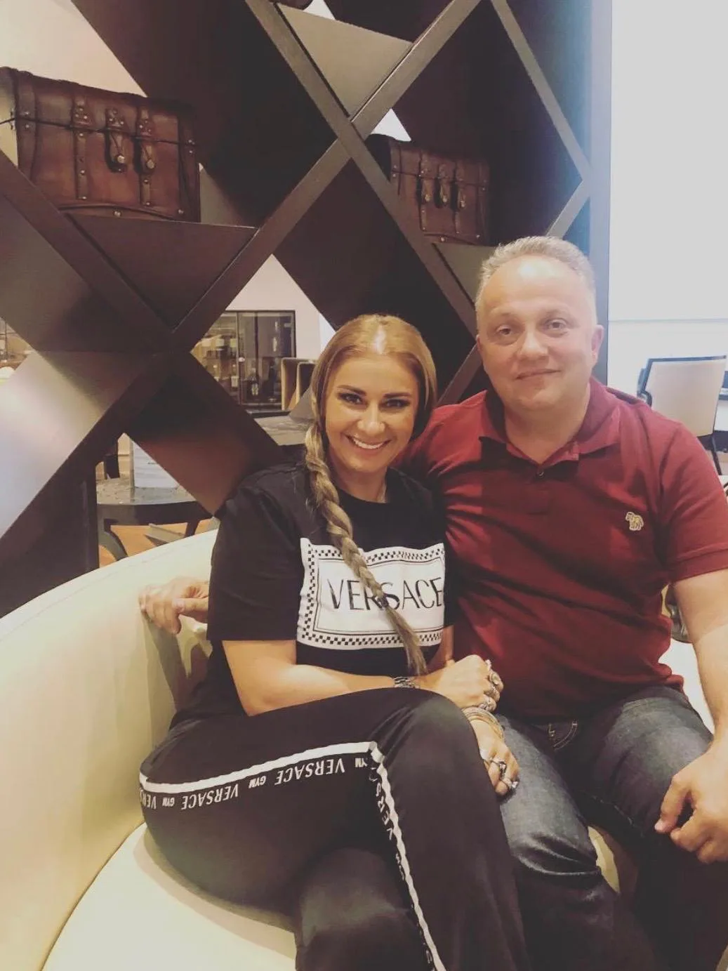 Claudiu Florica, agent de jucători, alături de Anamaria Prodan